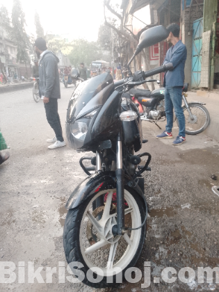 Bajaj Pulser